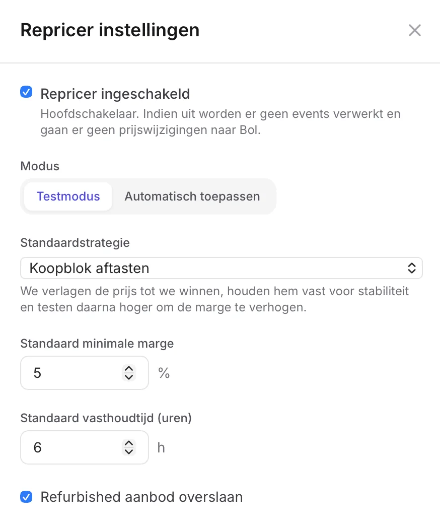 Repricer-instellingen: schakel tussen testmodus en automatisch toepassen, kies je standaardstrategie en minimale marge.